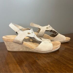 Bjorndal Cream Wedge Sandals